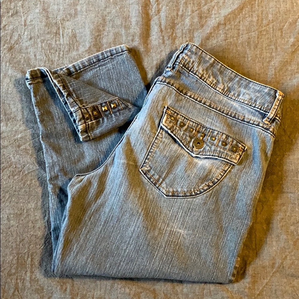 Mudd Cropped Pants